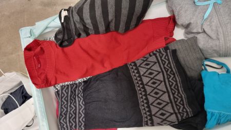 Grosses Damen Kleiderpaket, Mix Gr. S-M, Top Zustand!