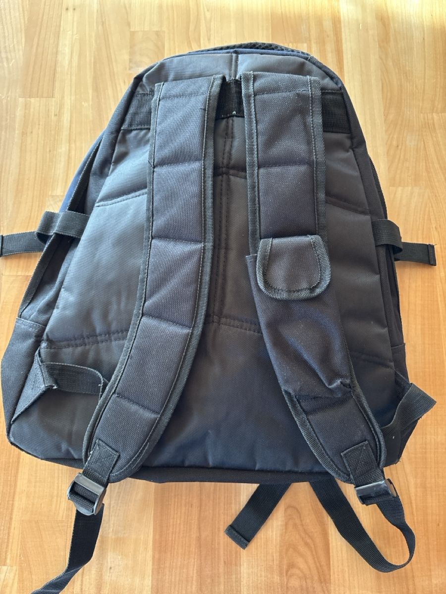 Zaini: Rucksack mit viel Fächer – Usato da Rümlang venduto da Fledermaus16 6