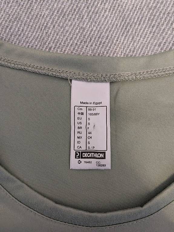 T-shirt: T-Shirt - Quechua – Usato da Gams venduto da sen_y2ml 3
