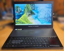 ASUS ROG Zephyrus GX501GI GTX 1080 Max-Q 24GB 144Hz SSD I7