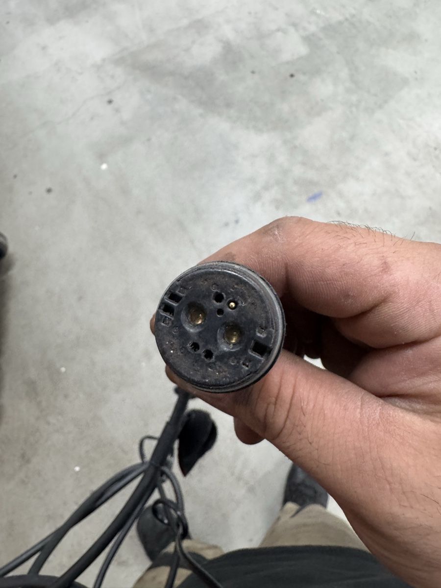 Specialized Caricabatterie: Specialized e bike Ladegerät  – Usato da Trimbach venduto da mal_8mzh 3