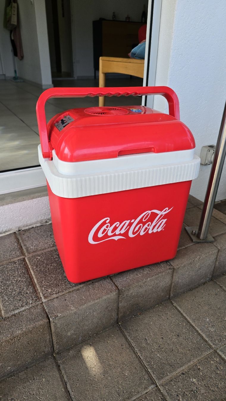 Coca-Cola Frigoriferi & Refrigeratori: Kühl + wärme Box  Coca Cola – Usato da Sursee venduto da M_Z