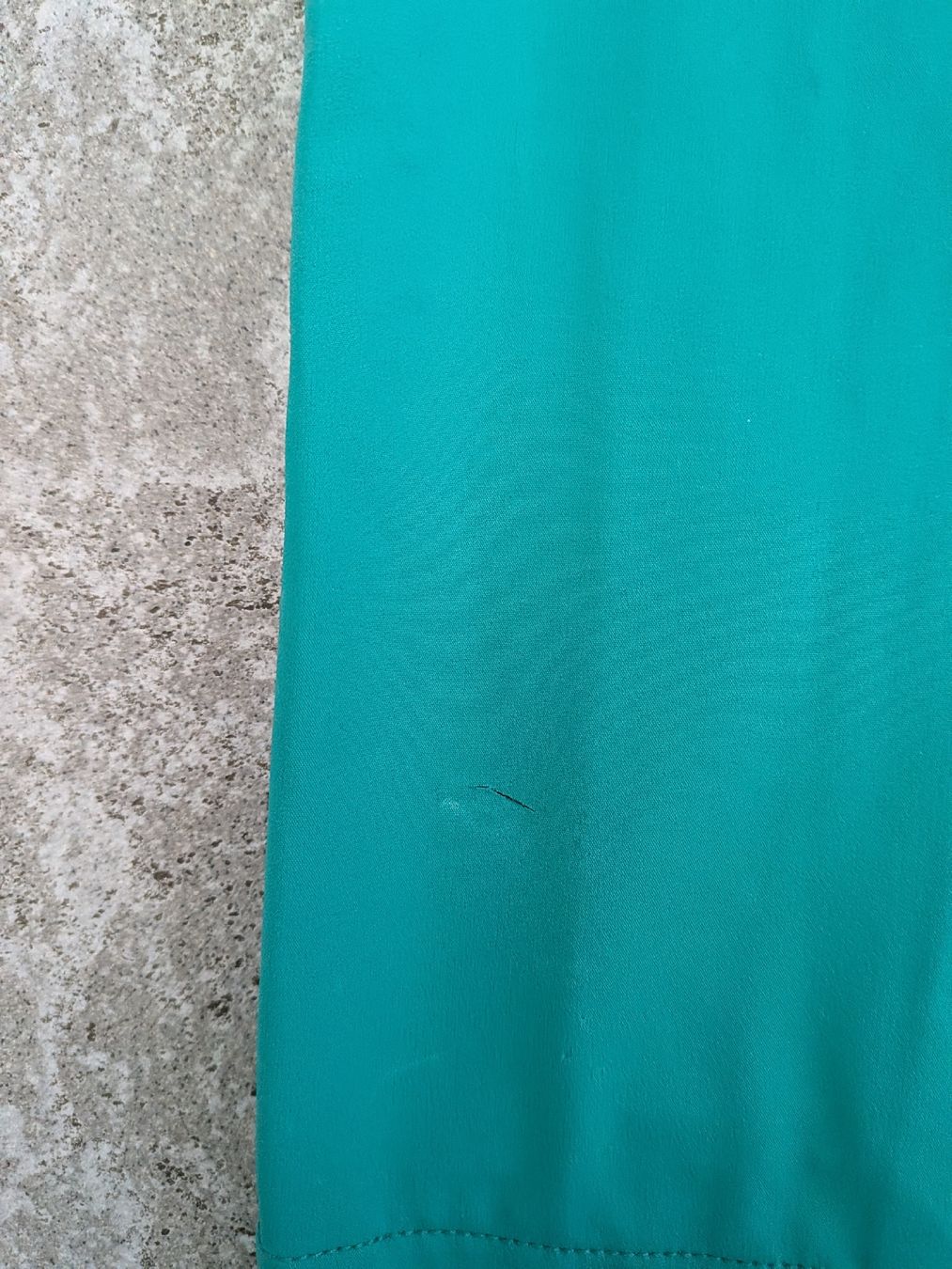 Pantaloni: Arc'teryx Damen Softshellhose Gr. 8 – Usato da Schöftland venduto da Surface 3