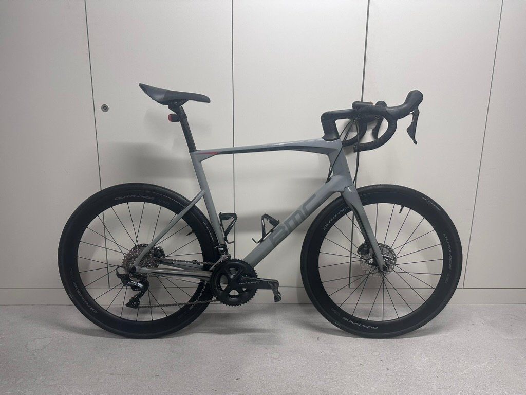 BMC Biciclette: BMC Roadmachine 02 Two (Grösse 61) – Usato da Winterthur venduto da Manu_96 1