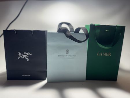 Bags Acteryx, La Mer and Ritz Carlton