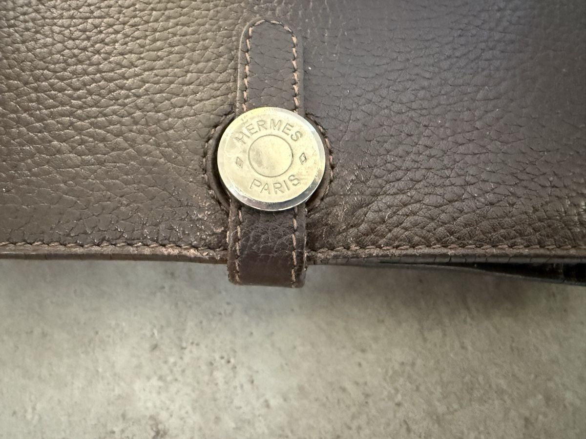 Hermès Portafogli: Portemonnaie von HERMES – Usato da Zürich venduto da hafnersh 1