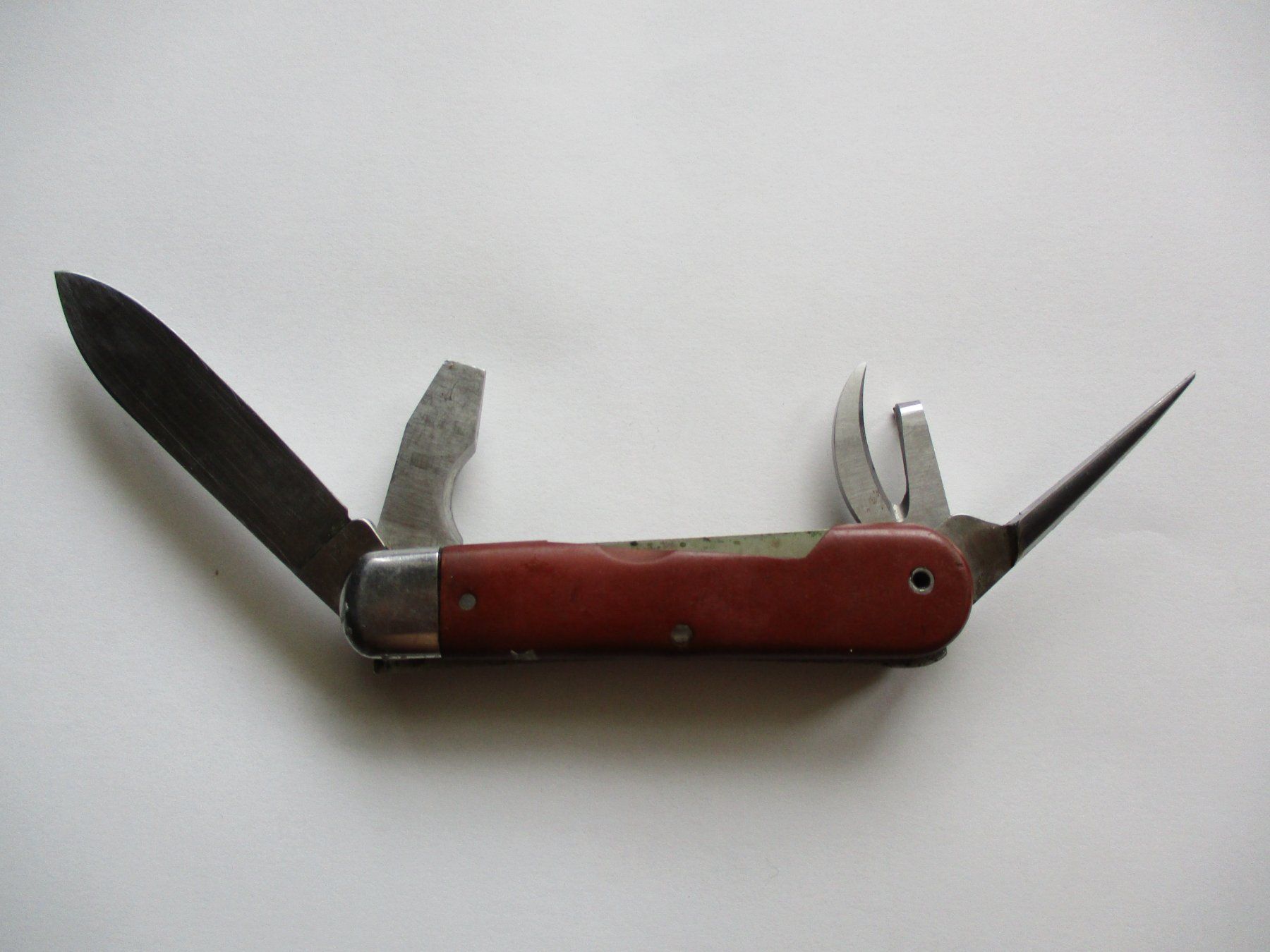 Victorinox Coltelli tascabile: Couteau suisse Victoria – Usato da La Sarraz venduto da vic_v6kz 2
