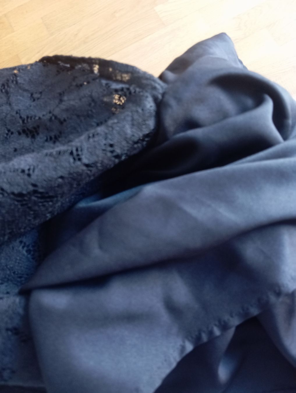 Zara Vestiti: Zara Kleid, gr.L – Usato da Zug venduto da Marika33 4