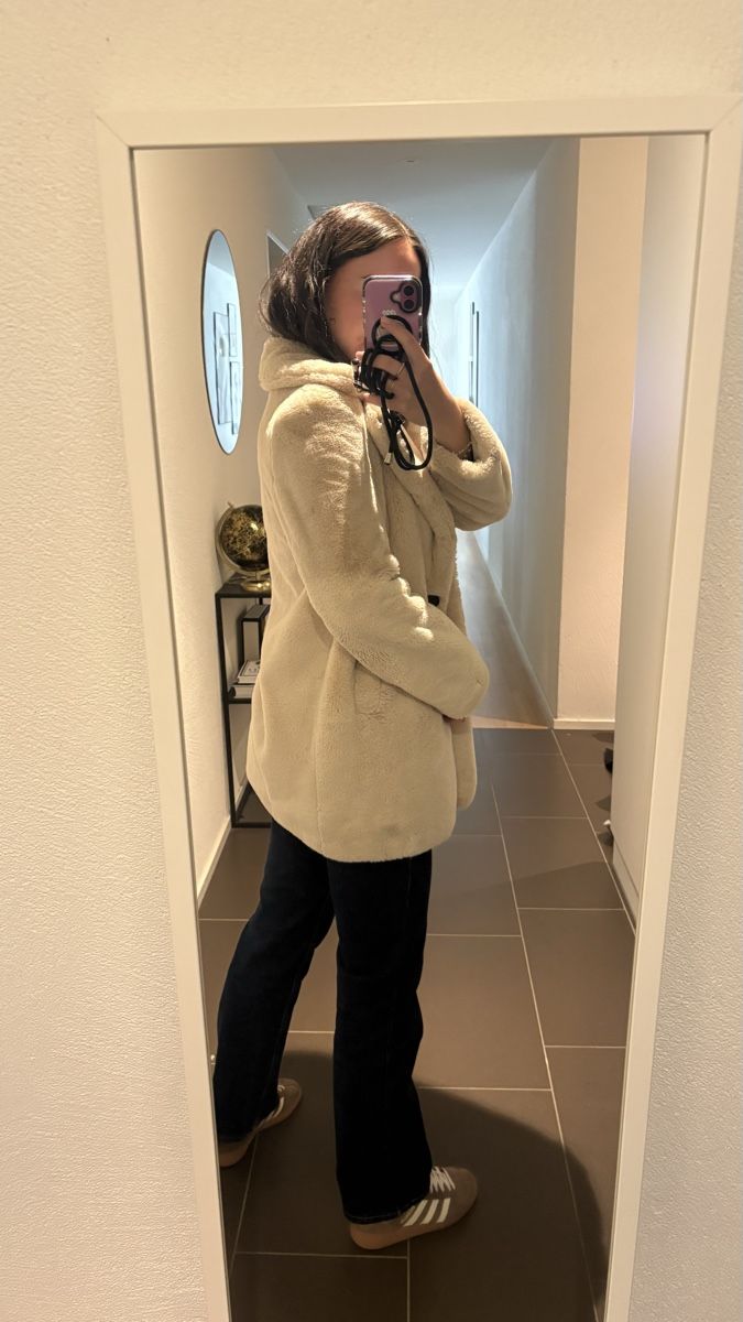 Pull&Bear Cappotti: Winter Teddyfell Jacke – Nuovo (secondo la descrizione) da Zürich venduto da SandraF. 3