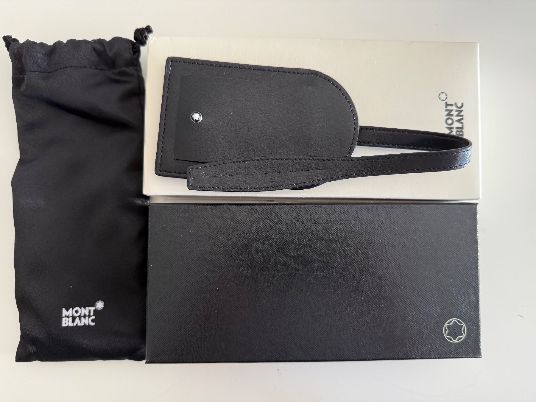 Montblanc Valises de voyage: Mont Blanc etiquette pour bagage – Neuf avec emballage d'origine à Gimel par fan_8tvc