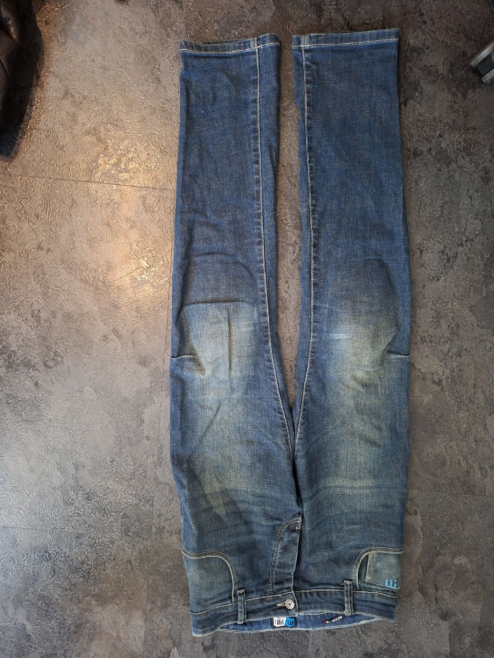 Jeans: Mottorad Jeans Keflar Grosse 30 – Usato da Grüningen venduto da Nevi_wolf