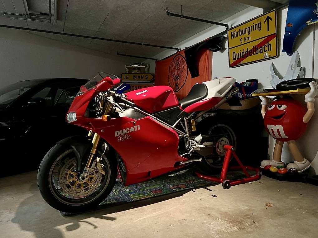 Route: Moto Ducati 998s monoposto 2004 – D'occasion à vich par mr.popeki 2