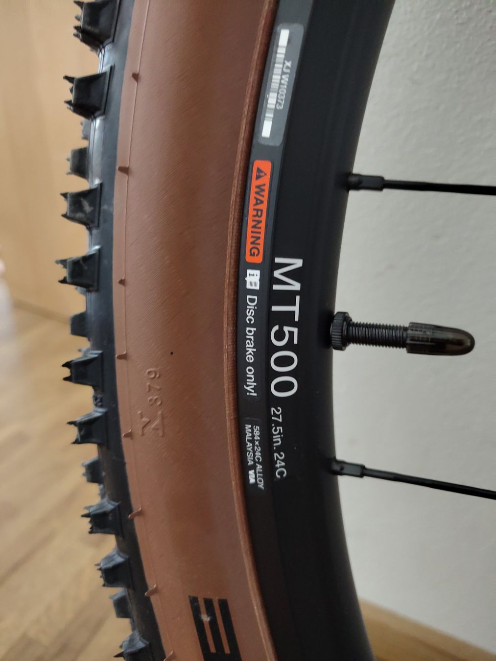 Ersatzteile: Velo Vorderrad 27.5 Zoll – Gebraucht aus Kriens von Diftin 2