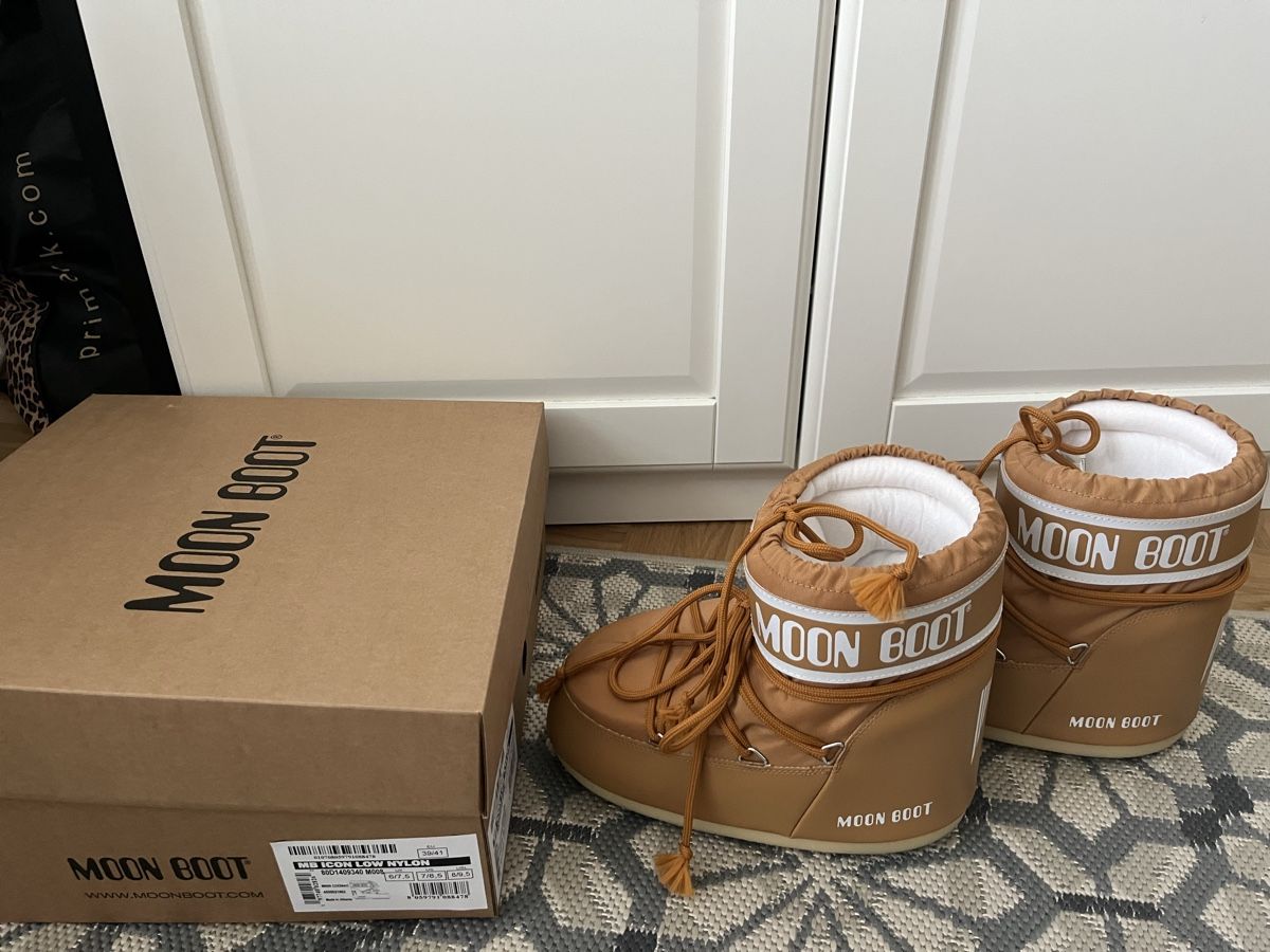 Moon Boot Scarpe da donna: Neue Moon-Boots – Nuovo e nell'imballaggio originale da Allschwil venduto da eyl_bb8q 5