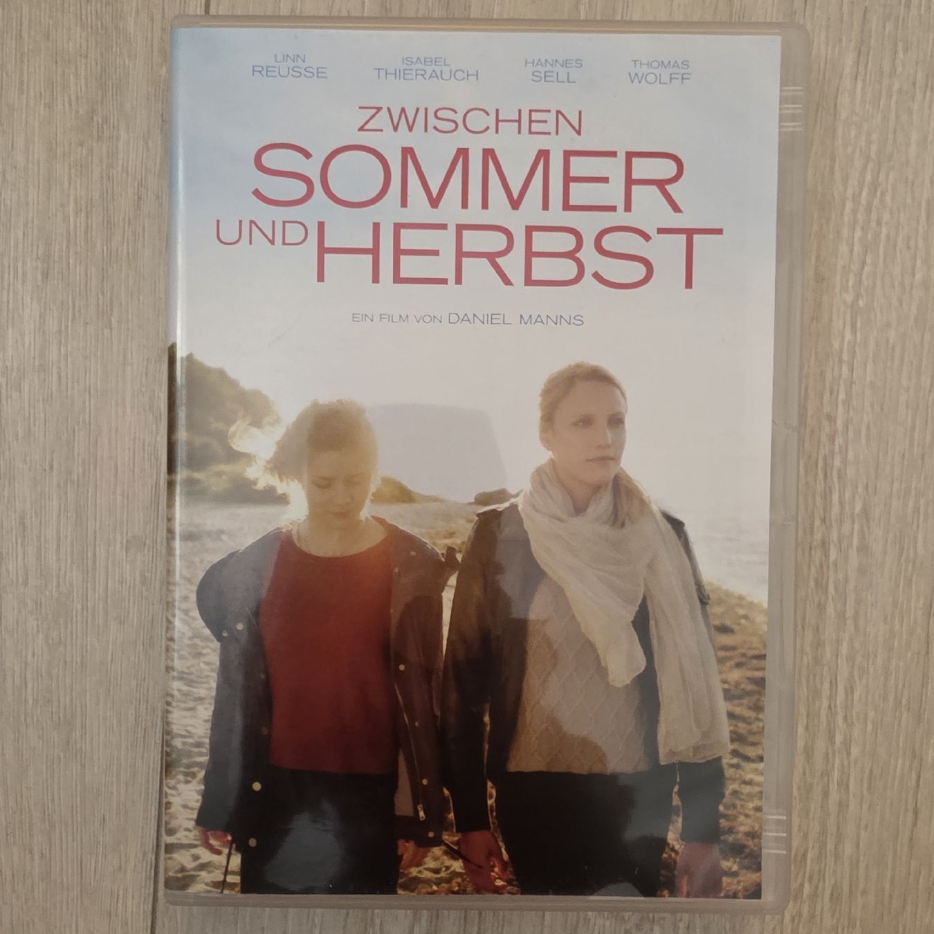 Tutti i DVDs: Zwischen Sommer und Herbst – Nuovo (secondo la descrizione) da Wigoltingen venduto da Zuckerfee84