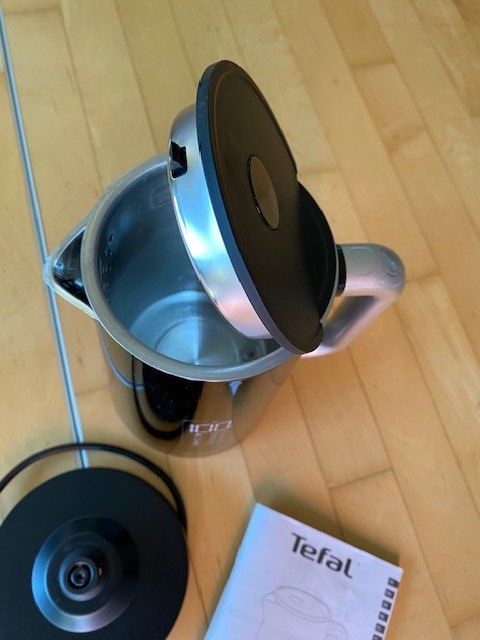 Tefal Bollitori: Wasserkocher 1,7lt praktisch neu – Usato da Edlibach venduto da Arnoldotto 2