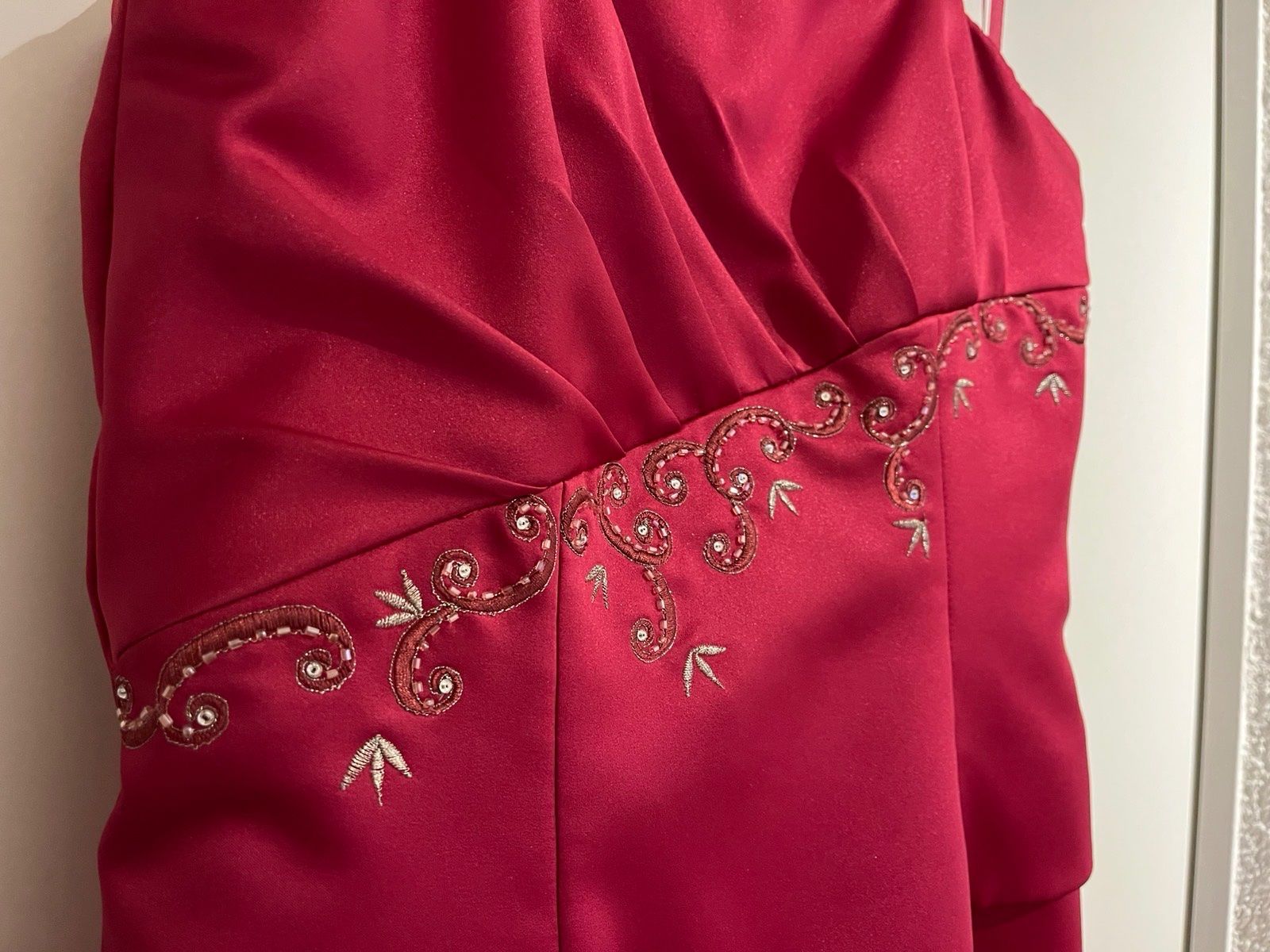 Kleider: Abendkleid – Neu (gemäss Beschreibung) aus Gwatt (Thun) von Papierbon 2