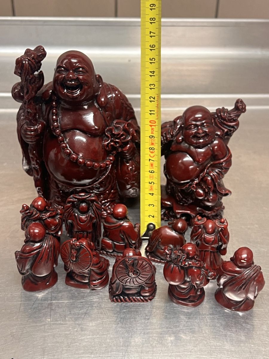 Skulpturen & Statuen: Lot de 12 Figurine de Bouddha – Gebraucht aus Monthey von Joseph-29 8