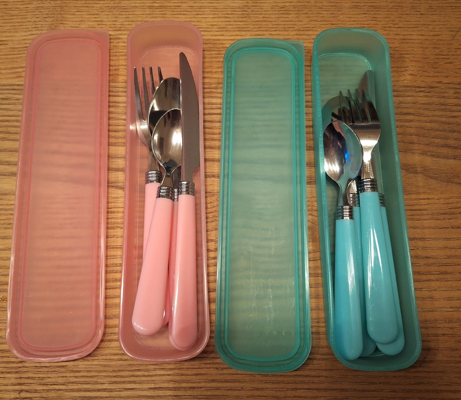 Set di posate: Besteckset in verschiedenen Farben – Nuovo e nell'imballaggio originale da Adlikon b. Andelfingen venduto da Kraemse 3