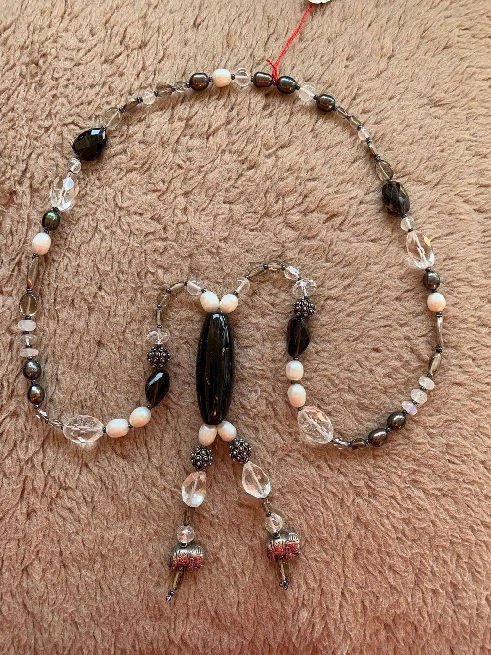Catenine: Schwarzweisse Kette mit Elefanten – Nuovo (secondo la descrizione) da Birsfelden venduto da Exclusivity 2