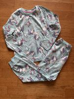 Schönes Pyjama Gr. 116, Neu