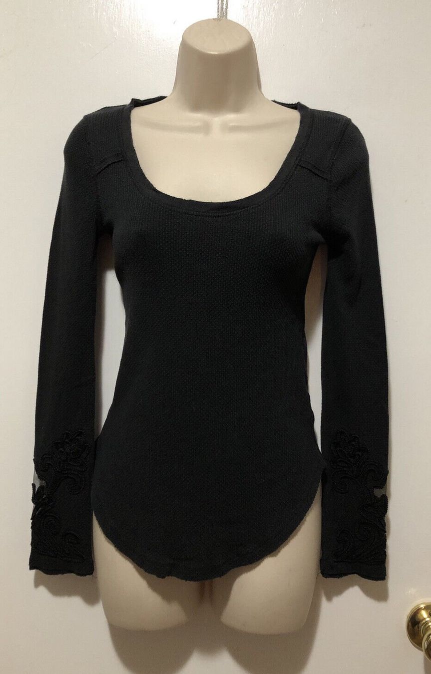 Cover & Protezioni schermo: Free People Thermo Shirt Pullover Spitzen L eher M zu Nile – Usato da St. Gallen venduto da Hereplaysmusic 5