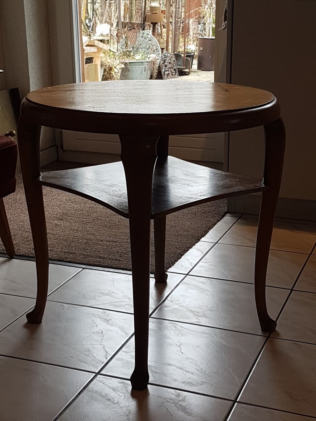 Tavoli: Retro Stuben- Couchtisch, 40er/50er – Difettoso da St. Antoni venduto da Mischtle