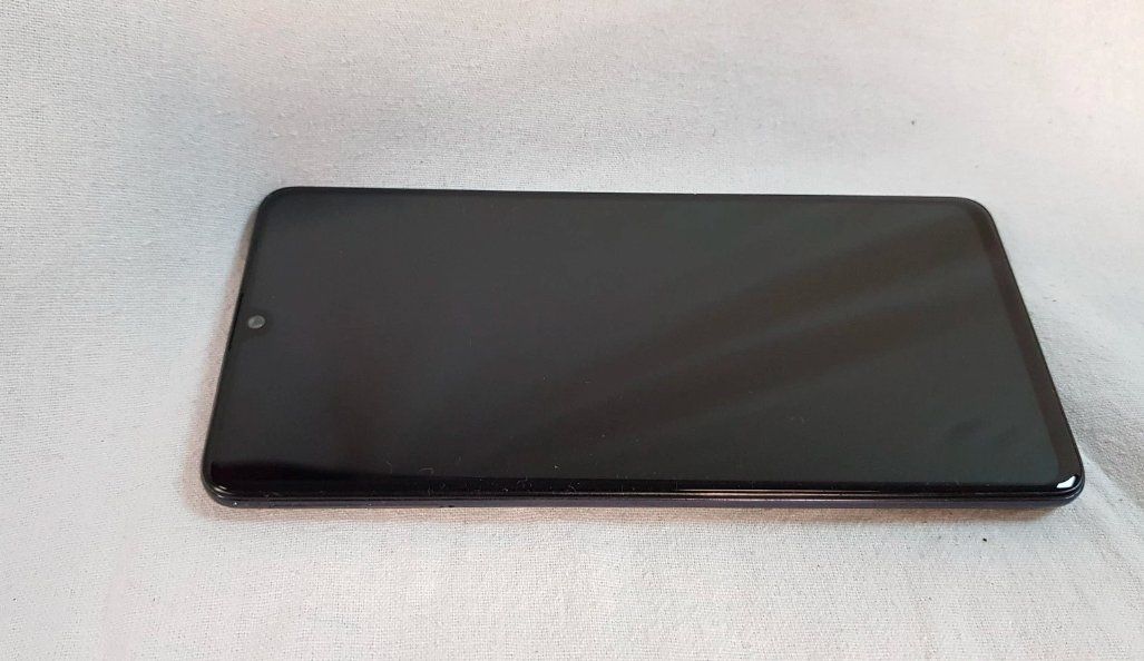 Samsung Telefoni cellulari / Smartphones: Samsung A41 64GB wie neu – Usato da Luzern venduto da Waince786 3