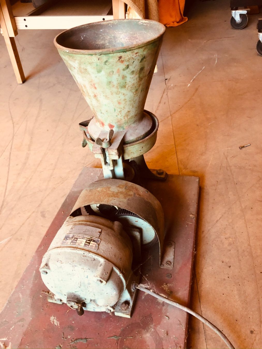 Toutes les machines: Alte Mühle, Getreidemühle – D'occasion à Haslen GL par Willi17 1