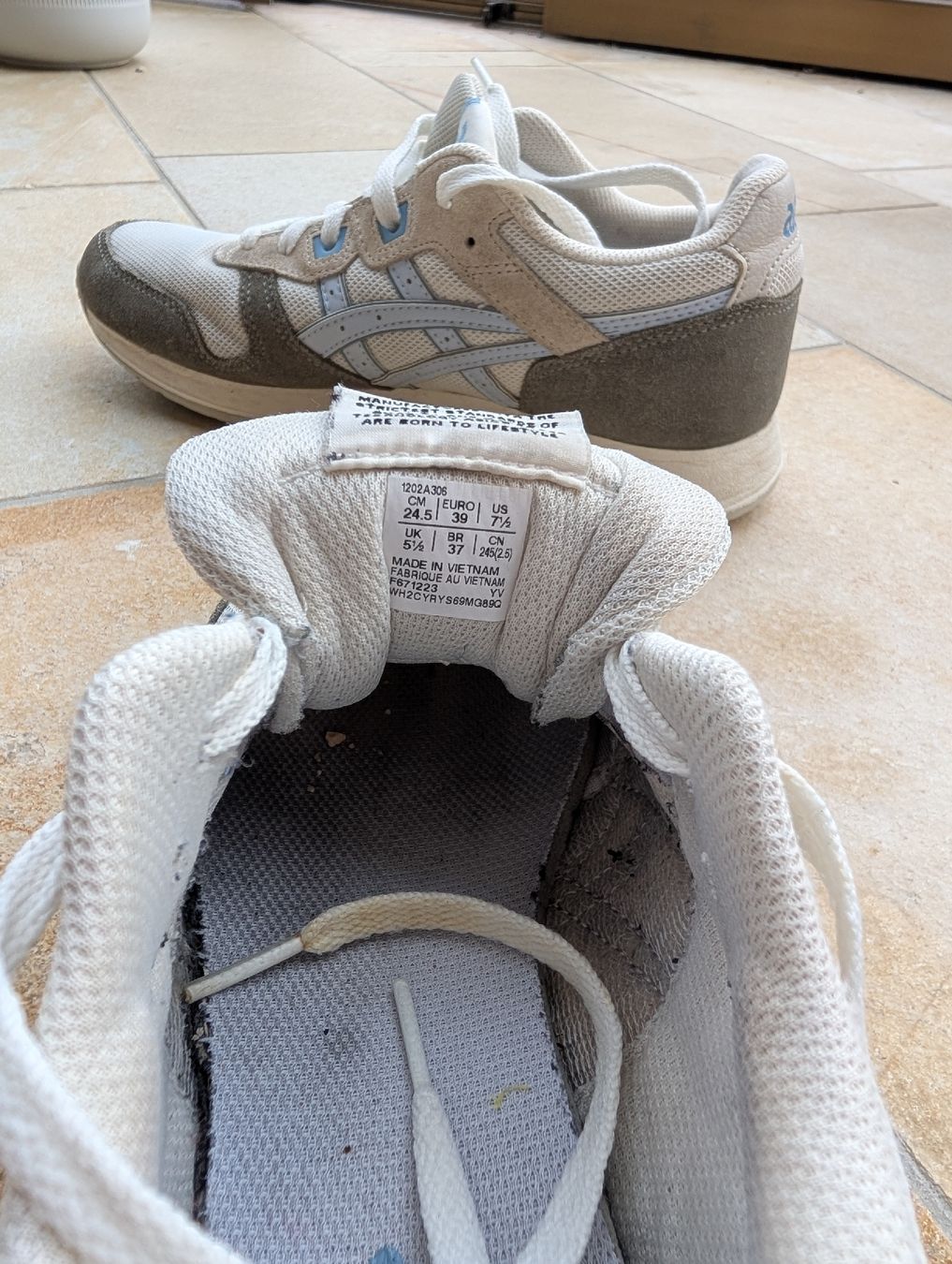Asics Scarpe da donna: ASICS Sneaker Gr. 39  (passt Gr. 38) – Usato da Neuhausen venduto da katschii 3
