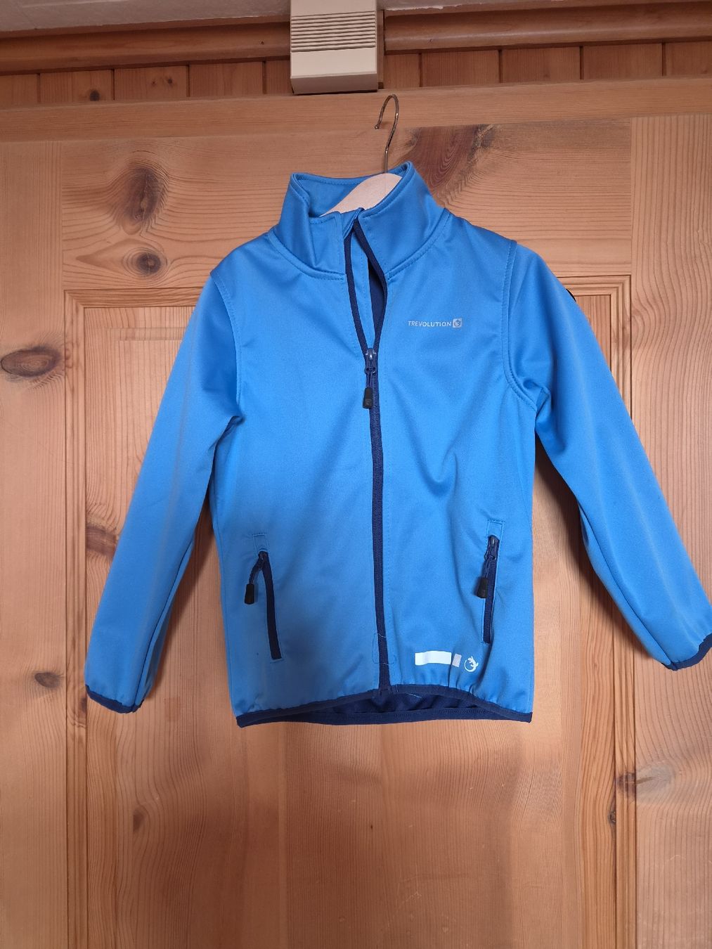 Trevolution Jacken & Mäntel: Softsheljacke Gr.116 – Gebraucht aus Disentis/Mustér von epa_862v