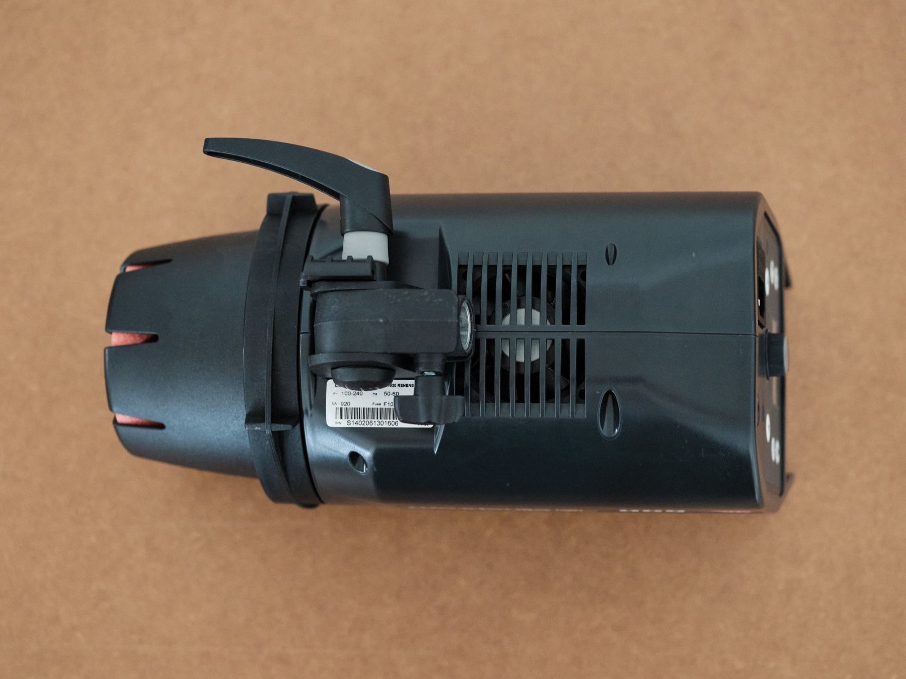 Elinchrom Flashs: Elinchrom ELC Pro HD 500 Studioblitz inkl. Ersatz-Blitzröhe – D'occasion à St.Gallen par _Frida_ 2