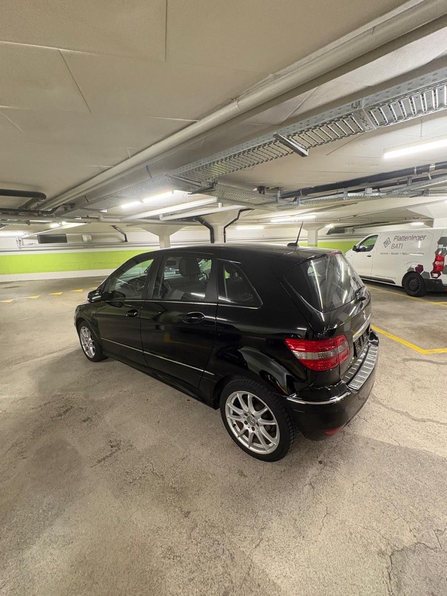Mercedes-Benz Automobili: Mercedes B 180 – Usato da Bülach venduto da fat_wx57 4