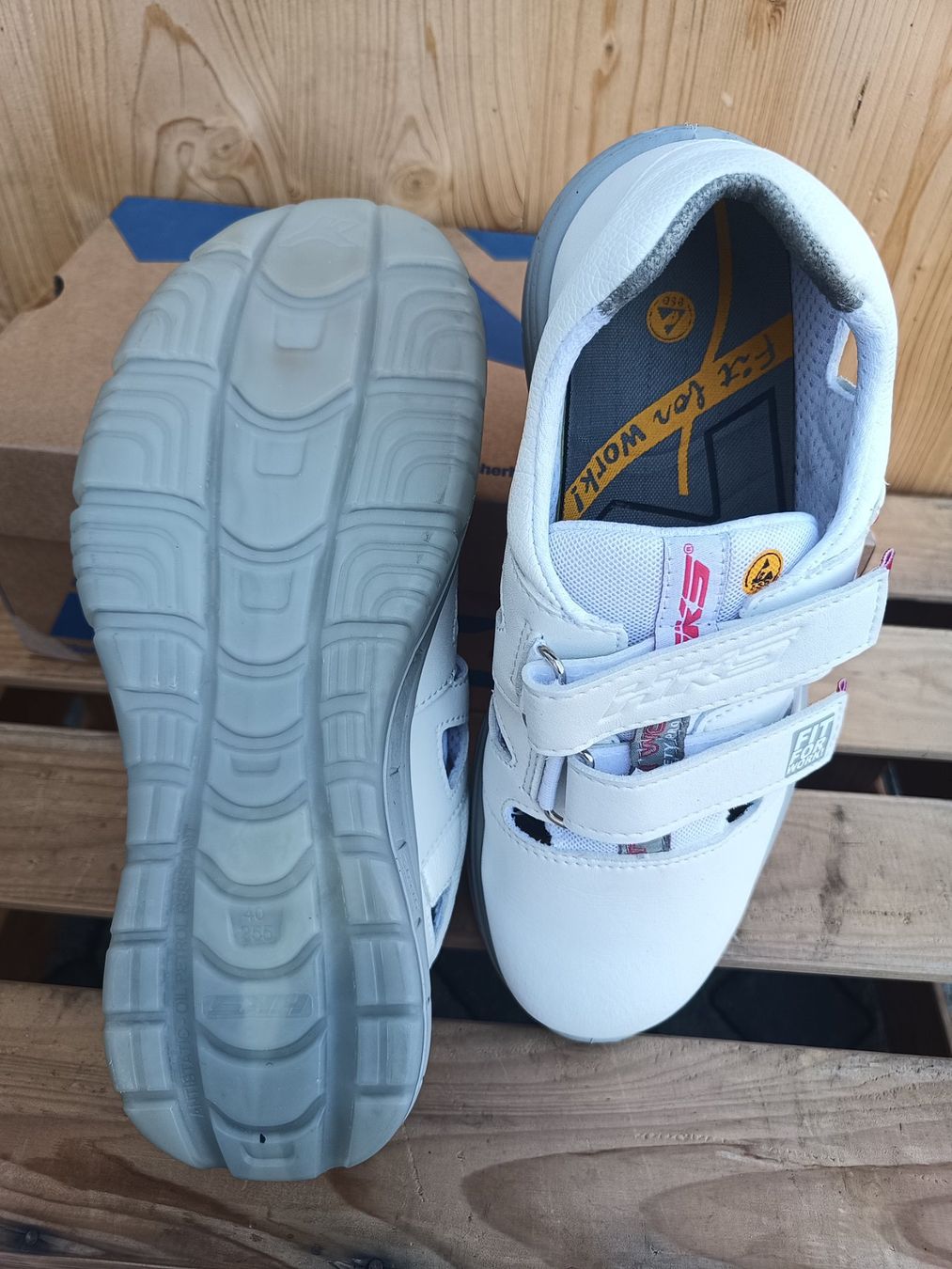 Scarpe da uomo: HKS Sicherheitsschuhe S1 SRC 40 – Nuovo e nell'imballaggio originale da Oberegg venduto da 19franzi94 5