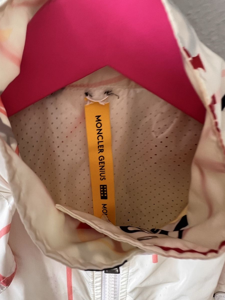 Moncler Giacche: Leichte Jacke Moncler, Gr. 1 (36) – Usato da Solothurn venduto da Brini06 1