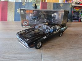 71'Plymouth Cuda 1:18 John Wick