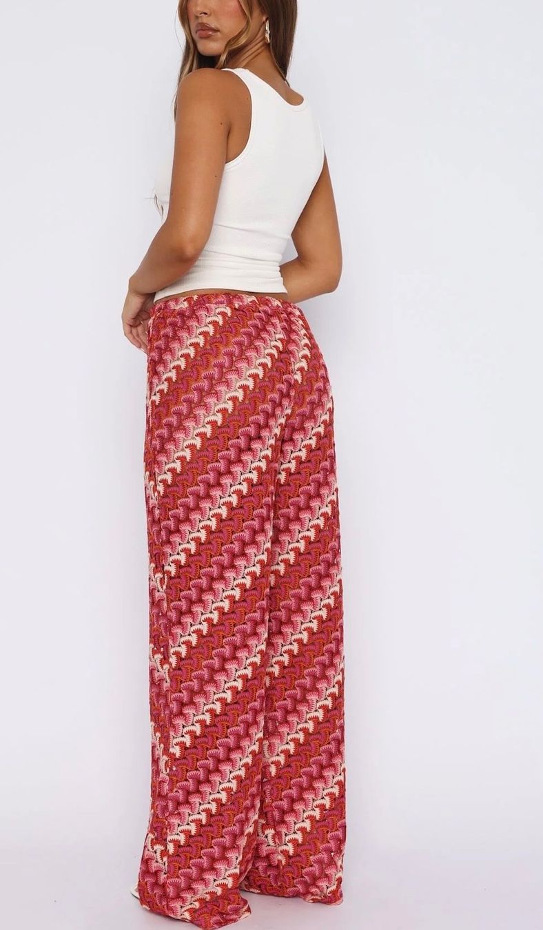 Pantalons: Whitefox Long Desire Pants Berry Gr. M – D'occasion à Klingnau par Vdado 2