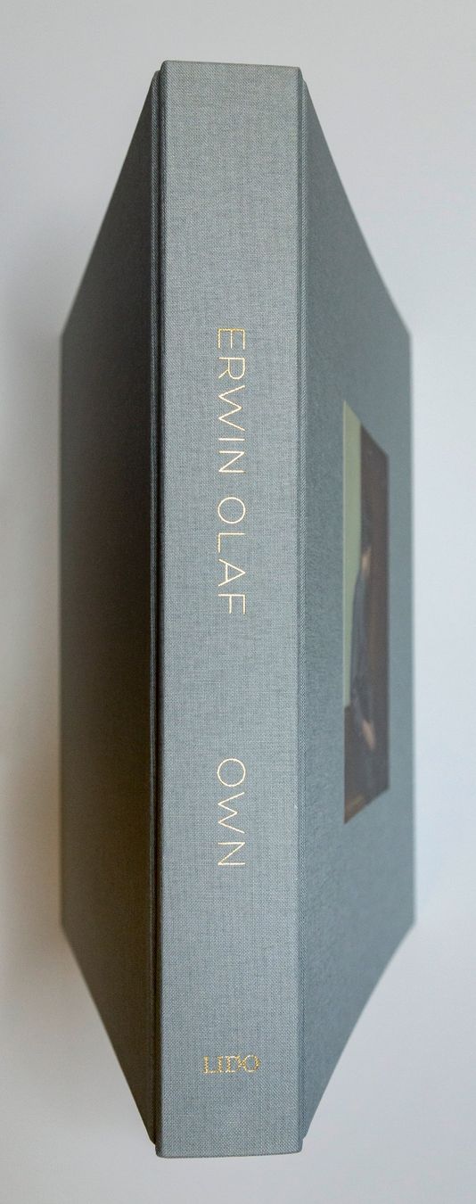 Libri: ERWIN OLAF - OWN – Usato da St. Gallen venduto da kobayashi-maru 2