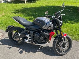 Triumph Trident 660