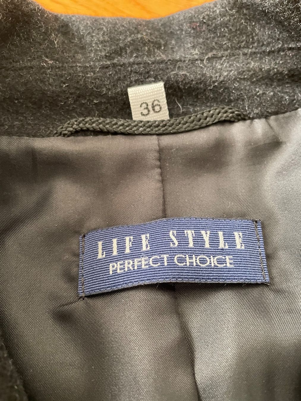 Vestes: Blazer schwarz Gr. 36 – D'occasion à Zürich par silab69 4