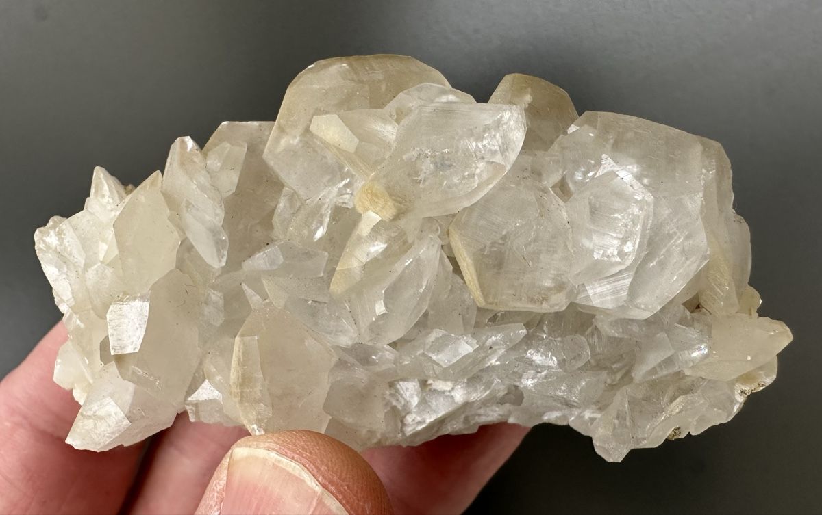 Minerali & Pietre curative: Calcit Enggenhütten – Usato da Oberuzwil venduto da Crystall0 2