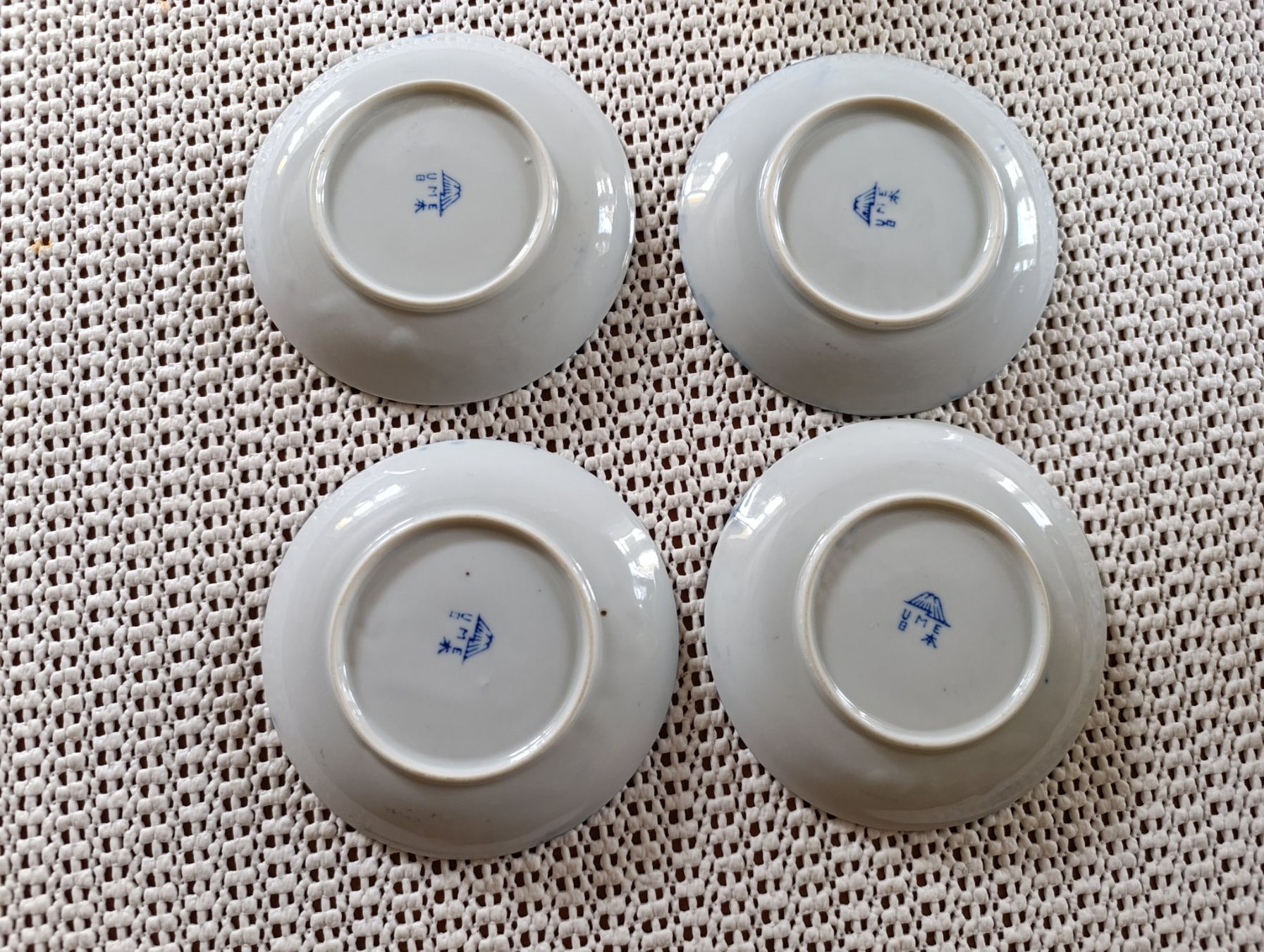 Piatti: 4 japanische Teller UMA – Usato da Rüthi (Rheintal) venduto da marycsipet 1