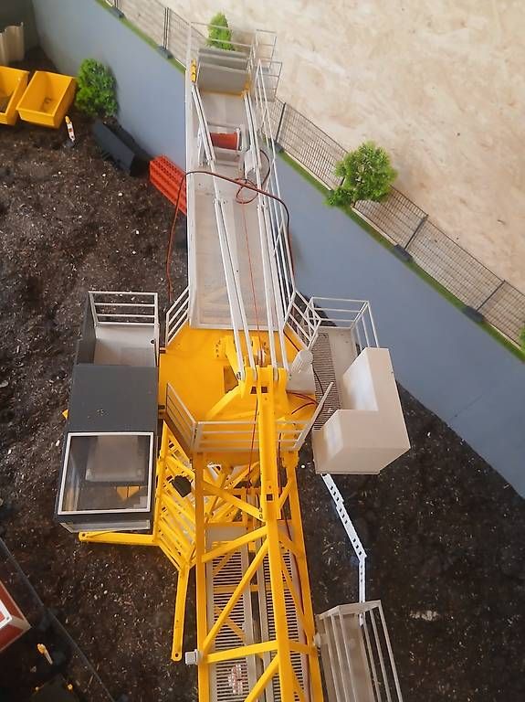Liebherr Kräne: Turmdrehkran – Gebraucht aus Eichberg von luk_6sxq