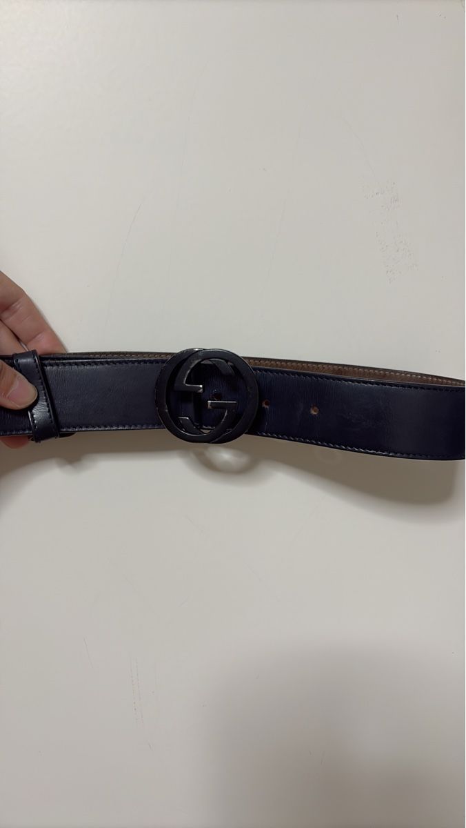 Cinture: Gucci Gürtel Dunkelblau Leder Gr. 85 – Usato da Zug venduto da Ilkiway