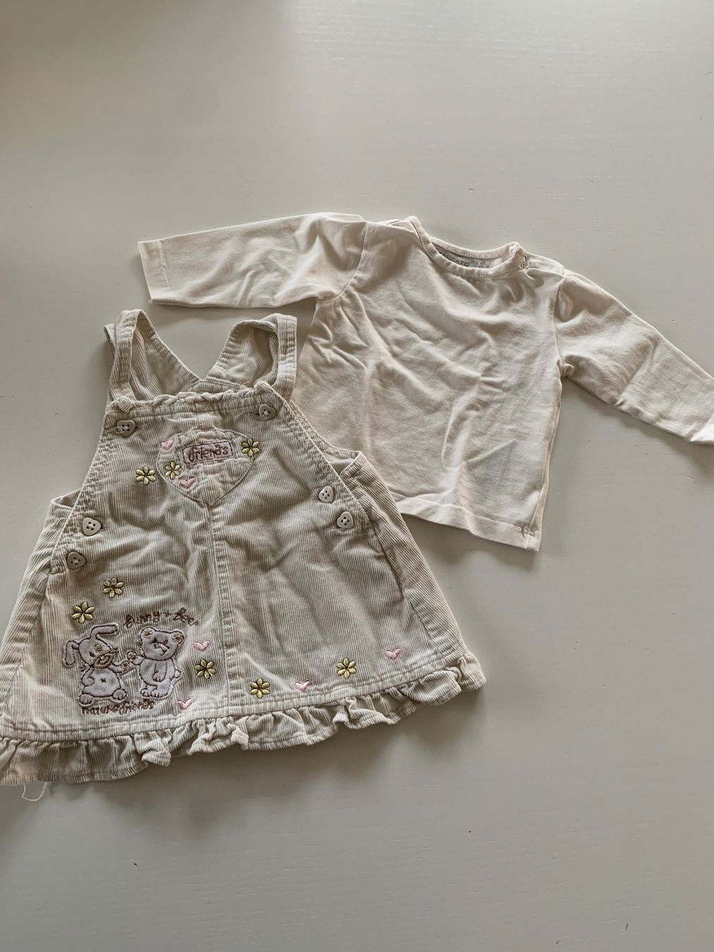 Lotti & Set di vestiti: Babyset Grösse 56/62 – Usato da Wangen an der Aare venduto da Semadeni13
