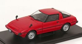 Mazda RX-7 I SA22C Phase I 1978-1981 rot   1:24 von WhiteBox