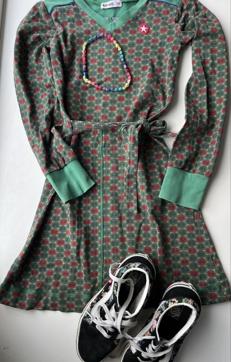 Robes et jupes: Kleid von Kik Kid – D'occasion à Lüsslingen par Nirtak626