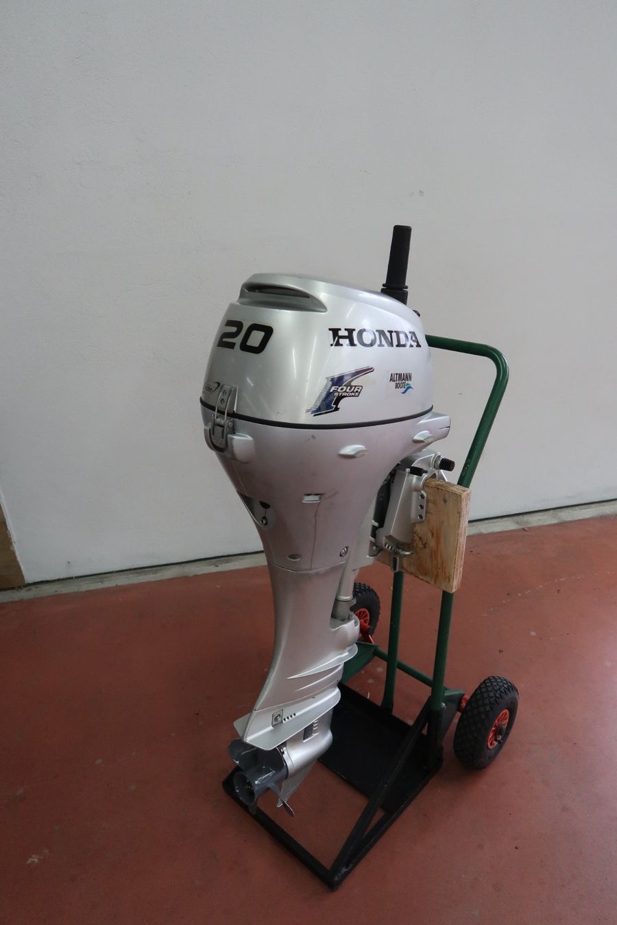 Honda Moteurs: Aussenborder Honda BF20 D3 – D'occasion à Büsingen par garagealtmann