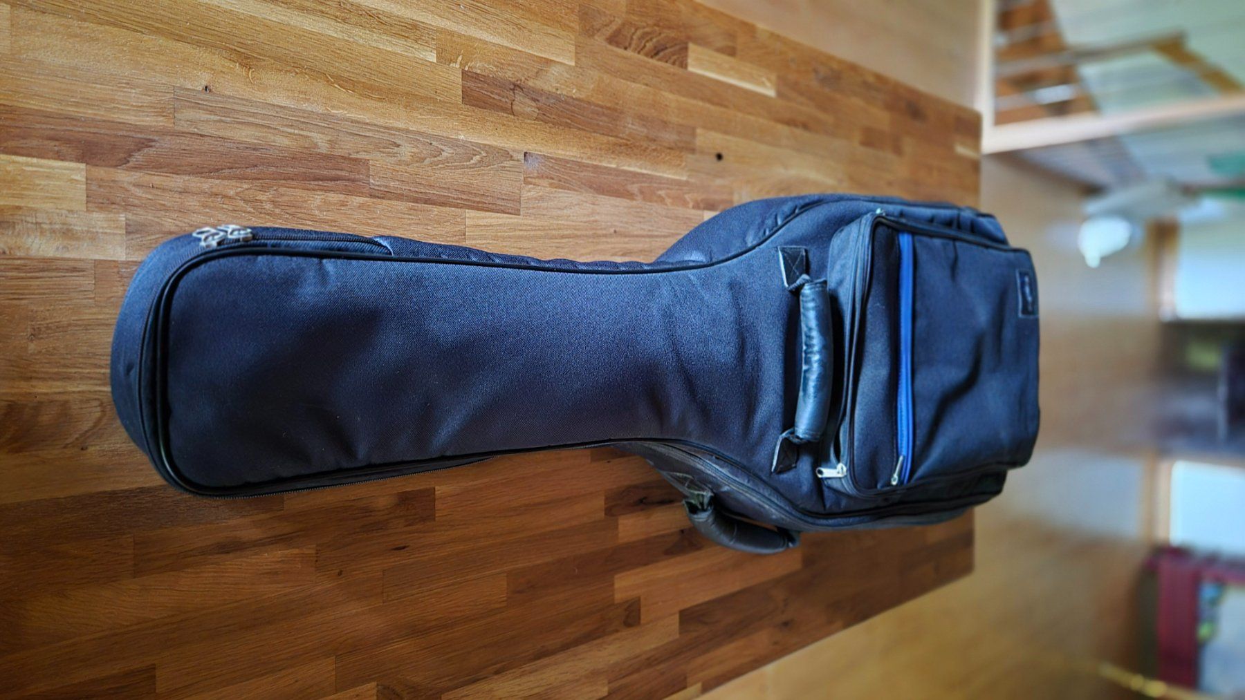 Instruments de musique: Guitare classique bois clair – D'occasion à Mervelier par marbre75 6