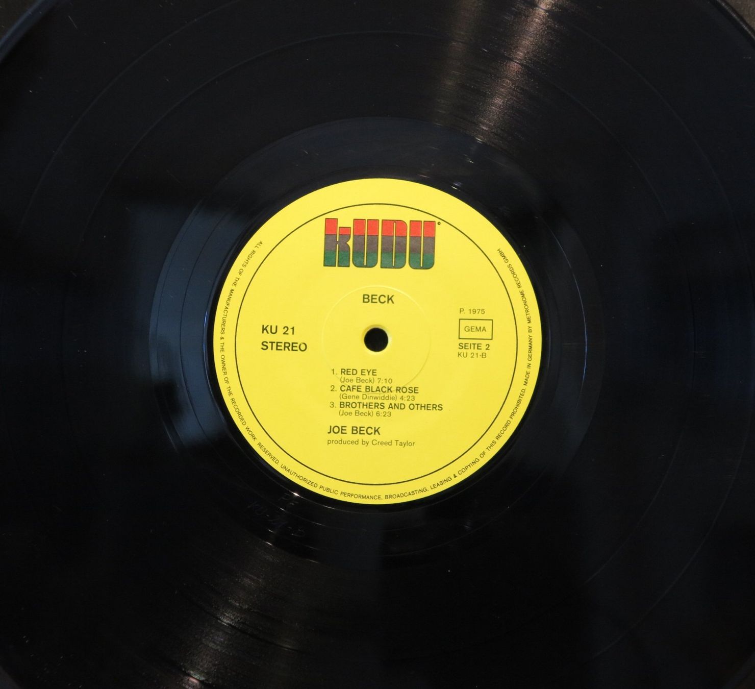 Dischi in vinile: Joe Beck - Beck / LP – Usato da Zürich venduto da Naim60 3